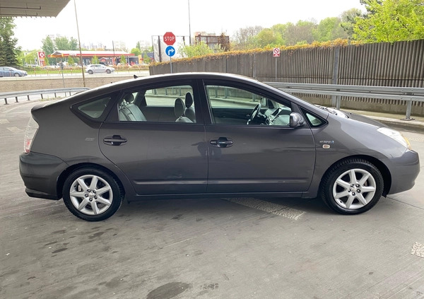 Toyota Prius cena 28900 przebieg: 160000, rok produkcji 2009 z Lublin małe 352